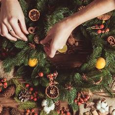 Christmas Wreath Workshop 01-12-23 6-8pm